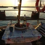 Houseboat - In Ria Formosa * Faro