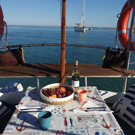 Houseboat - In Ria Formosa *