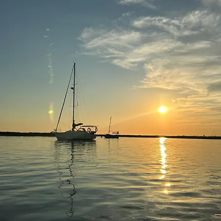 Houseboat - In Ria Formosa Botel