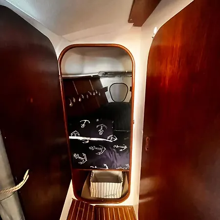 Houseboat - In Ria Formosa