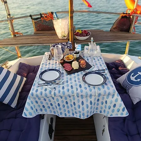 Houseboat - In Ria Formosa Faro