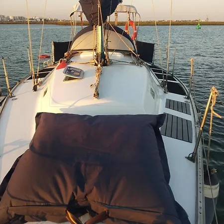 Houseboat - In Ria Formosa *