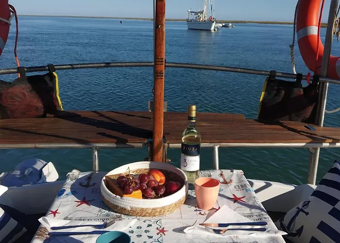 Houseboat - In Ria Formosa *