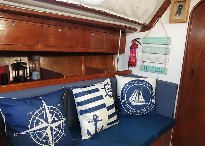 Houseboat - In Ria Formosa *