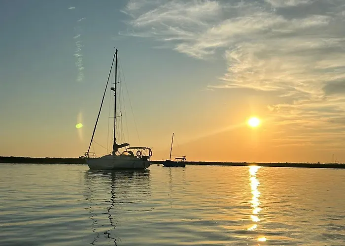 Houseboat - In Ria Formosa Bådhotel