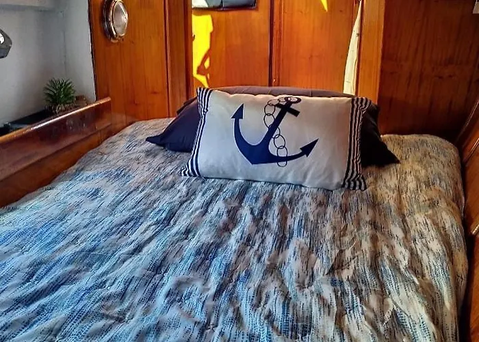 Houseboat - In Ria Formosa Bådhotel